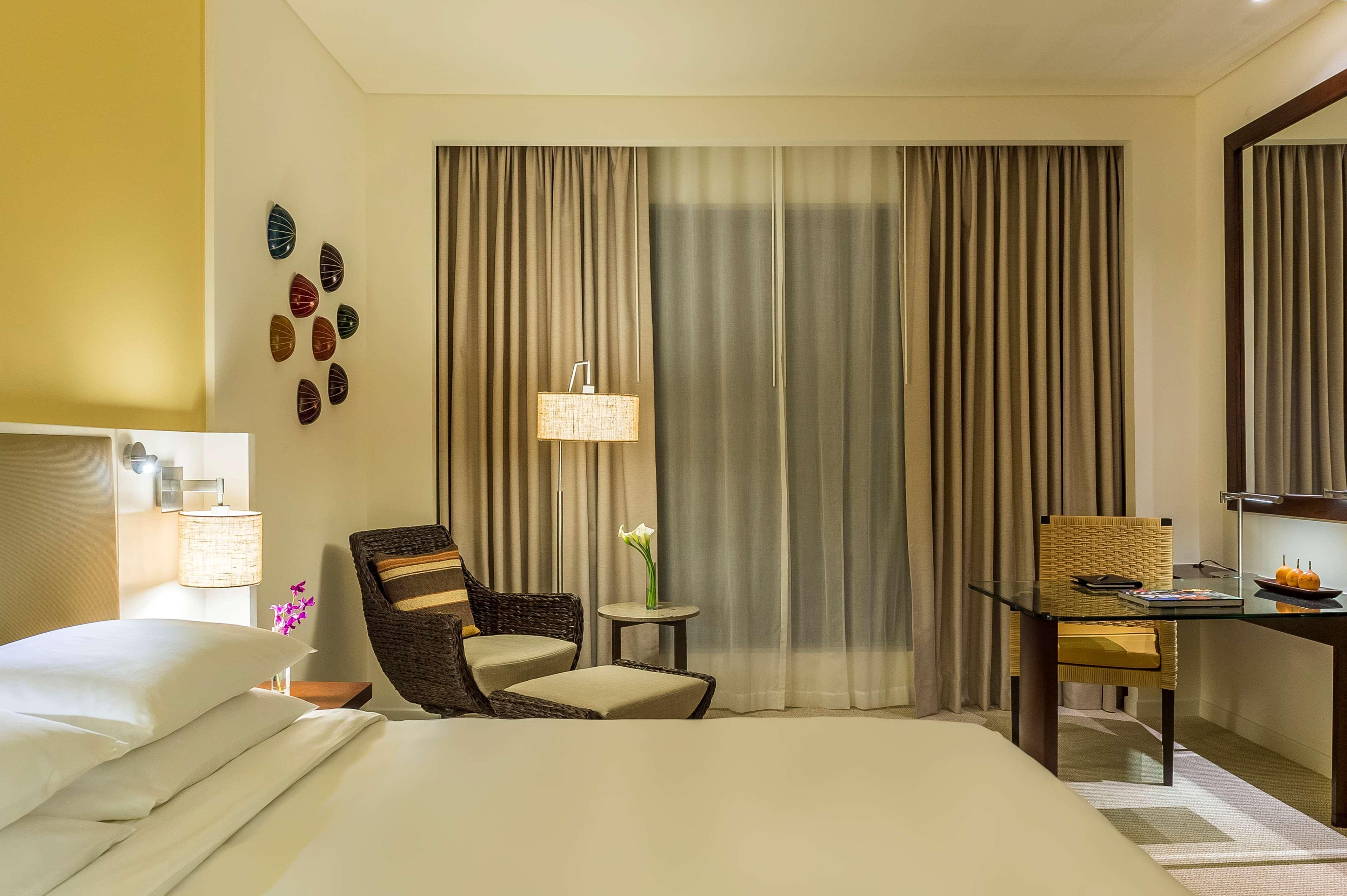 Hyatt Regency Cartagena Hotel Eksteriør billede A room at the Park, Hyderabad